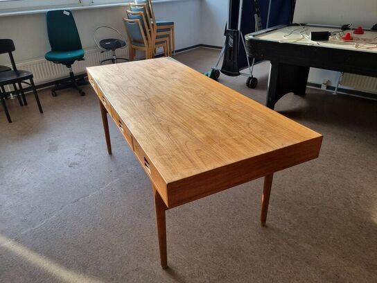 Skrivebord NANNA DITZEL