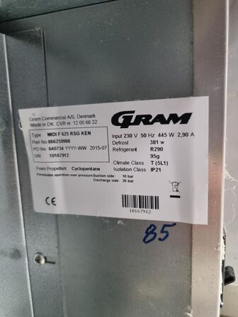 Industrikøleskab GRAM MIDI F 625 RSG