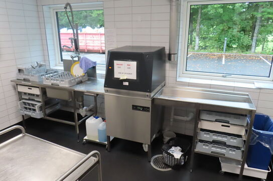 Hætteopvasker KEN inkl. arbejdsstationer på begge sider