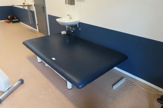 Behandlingsbænk WESSELING m. hævefunktion