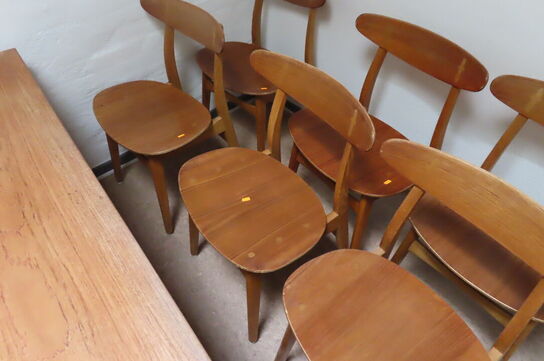 6 stk. WEGNER CH-30 stole i teak inkl. hynder