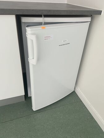 Køleskab SCANDOMESTIC SKB160-1A++