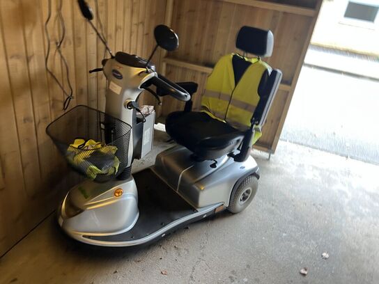 Elcooter INVACARE Comet inkl. lader