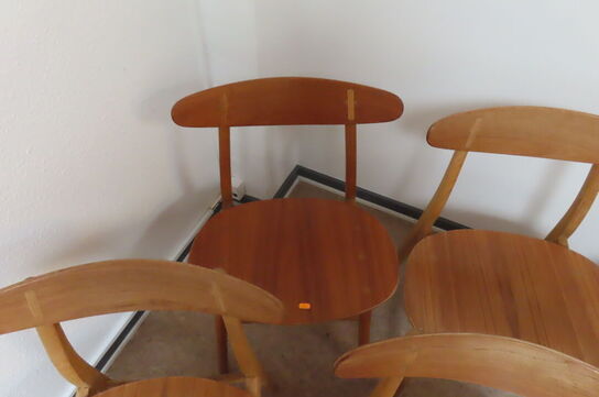 6 stk. WEGNER CH-30 stole i teak inkl. hynder