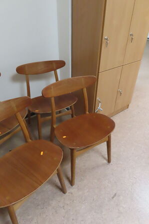 6 stk. WEGNER CH-30 stole i teak inkl. hynder