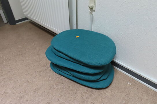 6 stk. WEGNER CH-30 stole i teak inkl. hynder