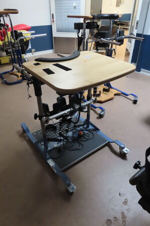 Ståstøttestativ THERA Trainer Verto