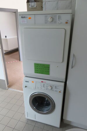 Vaskesøjle MIELE T4122 samt W507