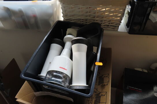 Køkkenudstyr, maskiner m.v. (se billeder)