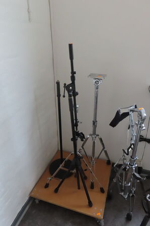 Div. stativer m.v.