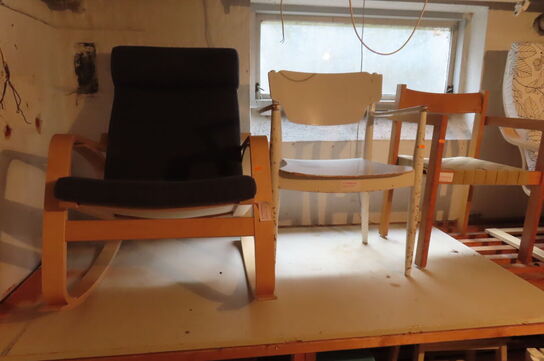 4 stk. stole samt 4 stk. taburetter