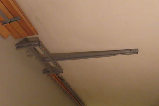 Omklædningsbænk m. knage