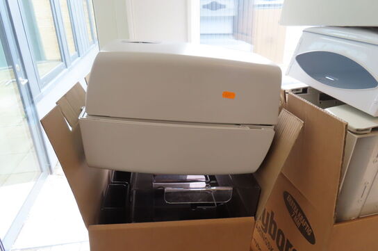 Div. dispensere til papirhåndklæder