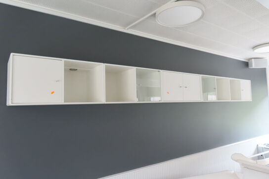 Væghængt MONTANA skænk 5 moduler