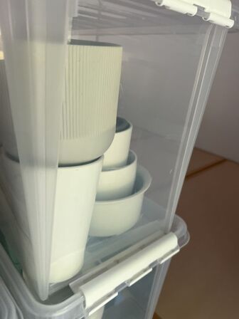 Div. potter m.v. (se billeder)