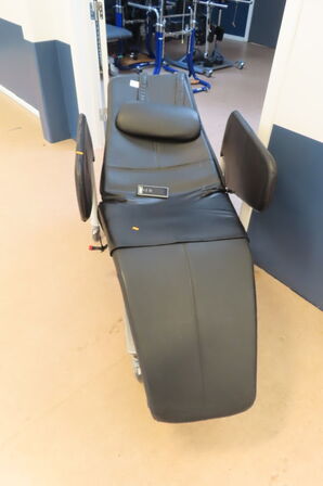 Terapeutisk gyngestol m. vibration