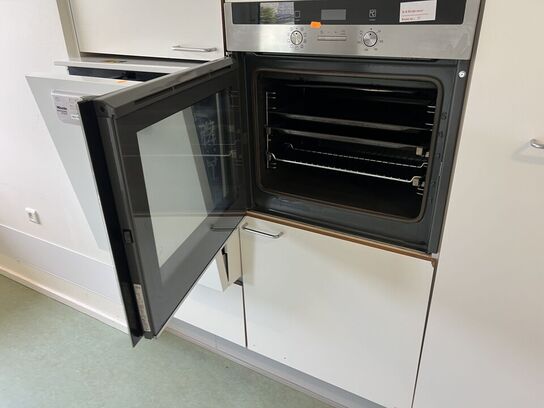 Indbygningsovn SIEMENS HB33L1540S (sidehængt låge)