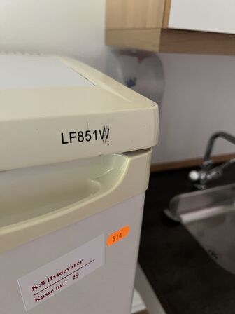 Køleskab SENZ LF851W