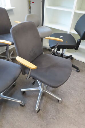 12 stk. konferencestole på hjul CUBE DESIGN