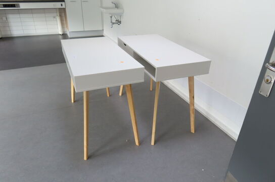 2 stk. skriveborde