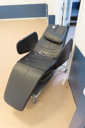 Terapeutisk gyngestol m. vibration