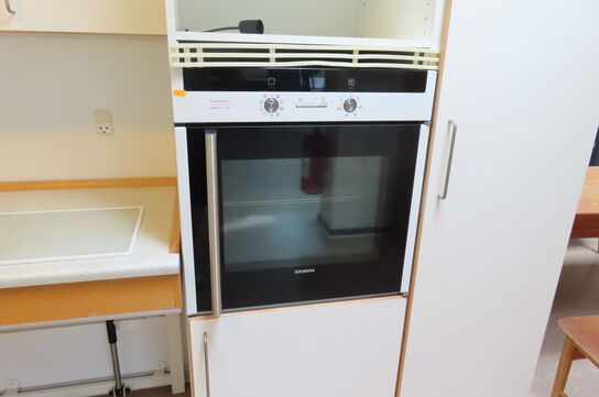 Indbygningsovn SIEMENS (sidehængt låge)