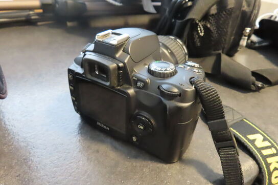 Digitalkamera NIKON D40 inkl. 18-55 mm optik m. taske