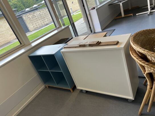 Div. møbler (se billeder)