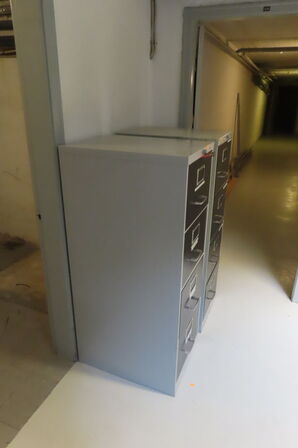 2 stk. arkivskabe KEVI