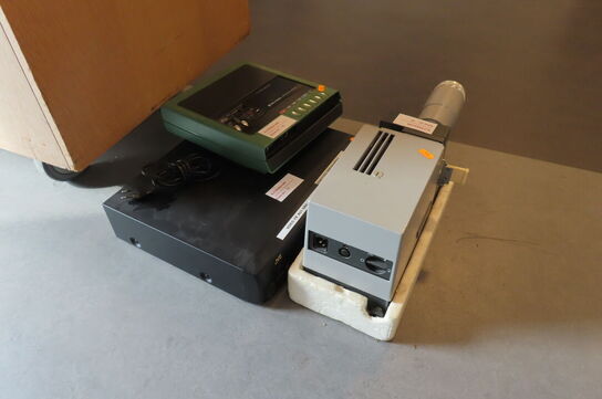 Slideprojektor PRADO UNIVERSAL samt div.