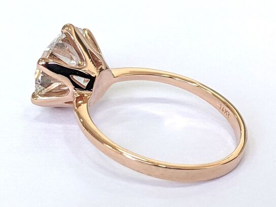3,07 ct. diamant solitære ring, i 14 kt roseguld (Lab fremstillet). IGI