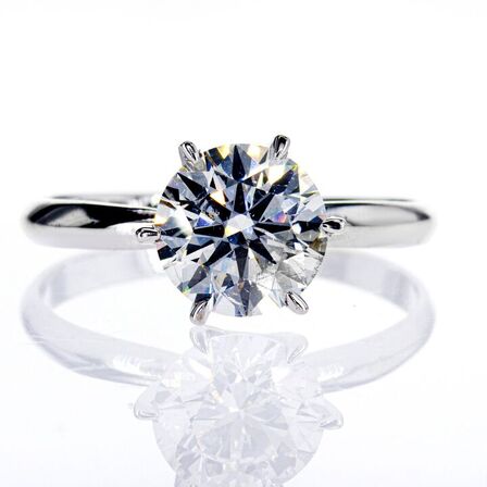 2,01 ct. naturlig diamant og 14 kt. hvidguldring