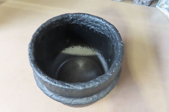 Diverse cement potter NORDAL