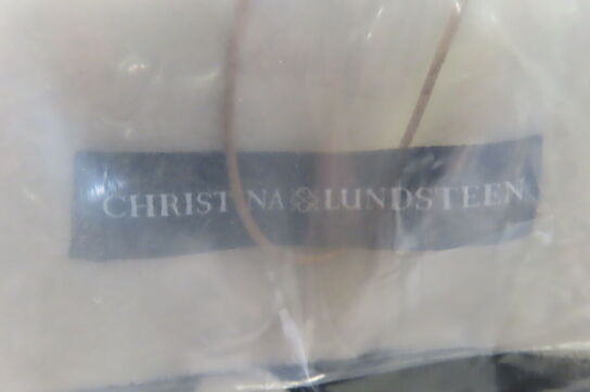 2 stk puder CHRISTINA LUNDSTEEN