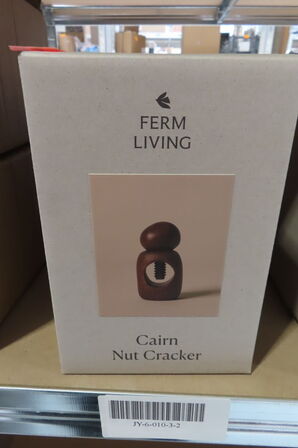 2 stk CAIRN NUT CRACKER FERM LIVING