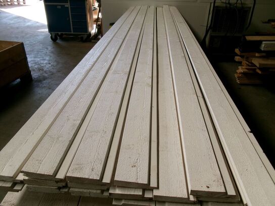 79,8 m profilbrædder, hvidmalet