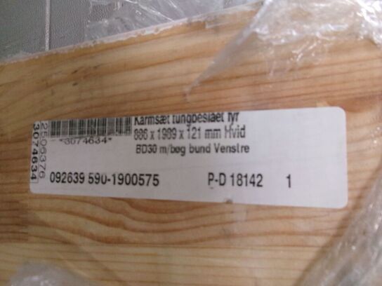 Karmsæt, tungbeslået fyr, hvid