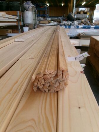 40 stk. trekantlister, ubehandlede 14 x 14 mm