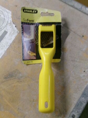 Håndsav, samlebokse, hobbyknive m.m.