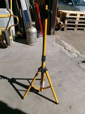 8 stk. trefod t/arbejdslampe