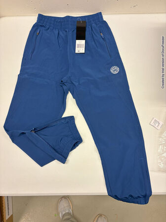 4.500 enheder sportstøj (se beskrivelse)