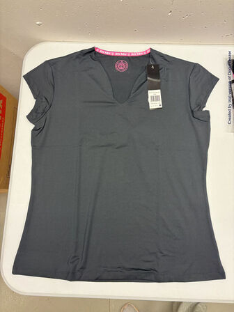 4.500 enheder sportstøj (se beskrivelse)