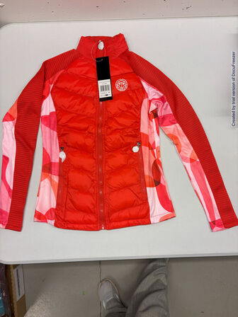 4.500 enheder sportstøj (se beskrivelse)