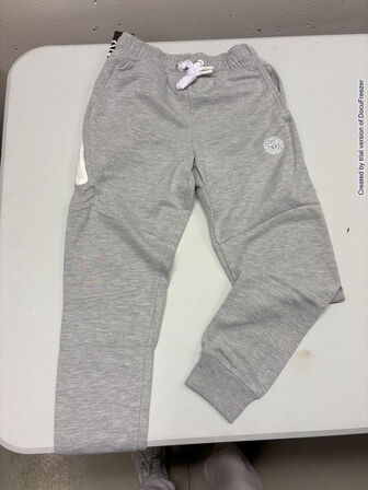 4.500 enheder sportstøj (se beskrivelse)