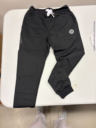 4.500 enheder sportstøj (se beskrivelse)