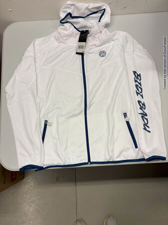 4.500 enheder sportstøj (se beskrivelse)