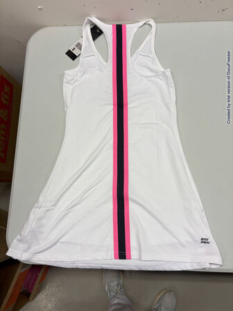 4.500 enheder sportstøj (se beskrivelse)