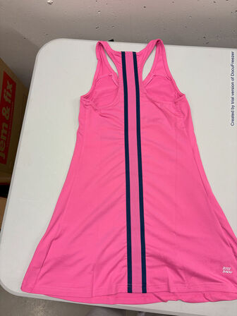 4.500 enheder sportstøj (se beskrivelse)