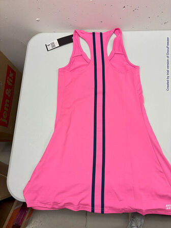 4.500 enheder sportstøj (se beskrivelse)