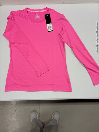 4.500 enheder sportstøj (se beskrivelse)